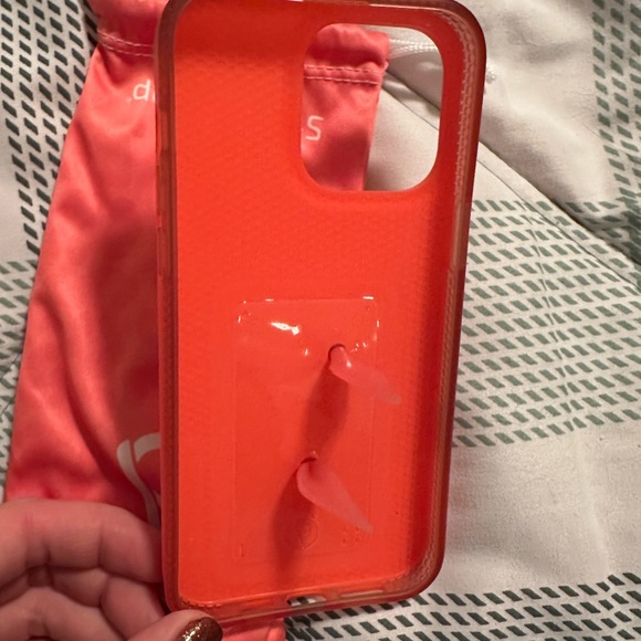 Coral Loopy Case iPhone - Picture 2 of 3